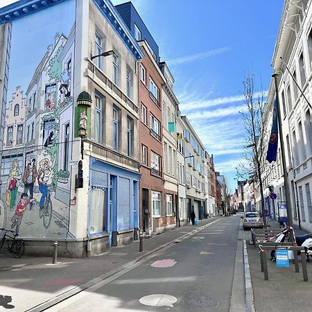 Colorful Pop Apartment In The Heart Of Antwerpen Eksteriør billede