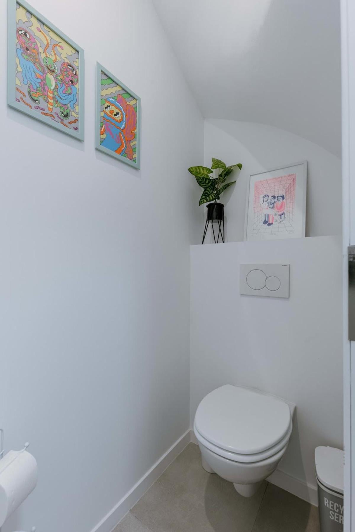 Colorful Pop Apartment In The Heart Of Antwerpen Eksteriør billede