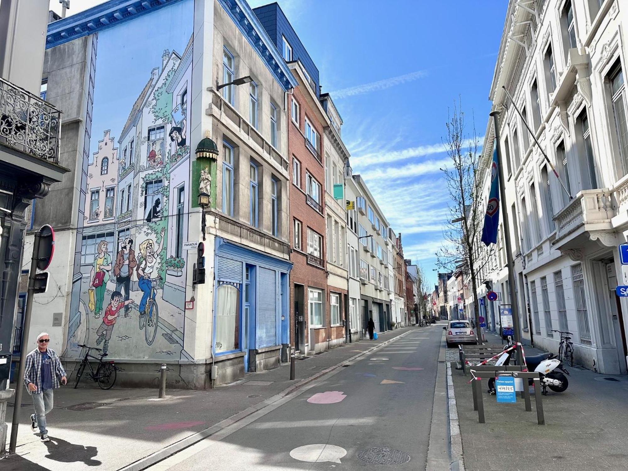 Colorful Pop Apartment In The Heart Of Antwerpen Eksteriør billede